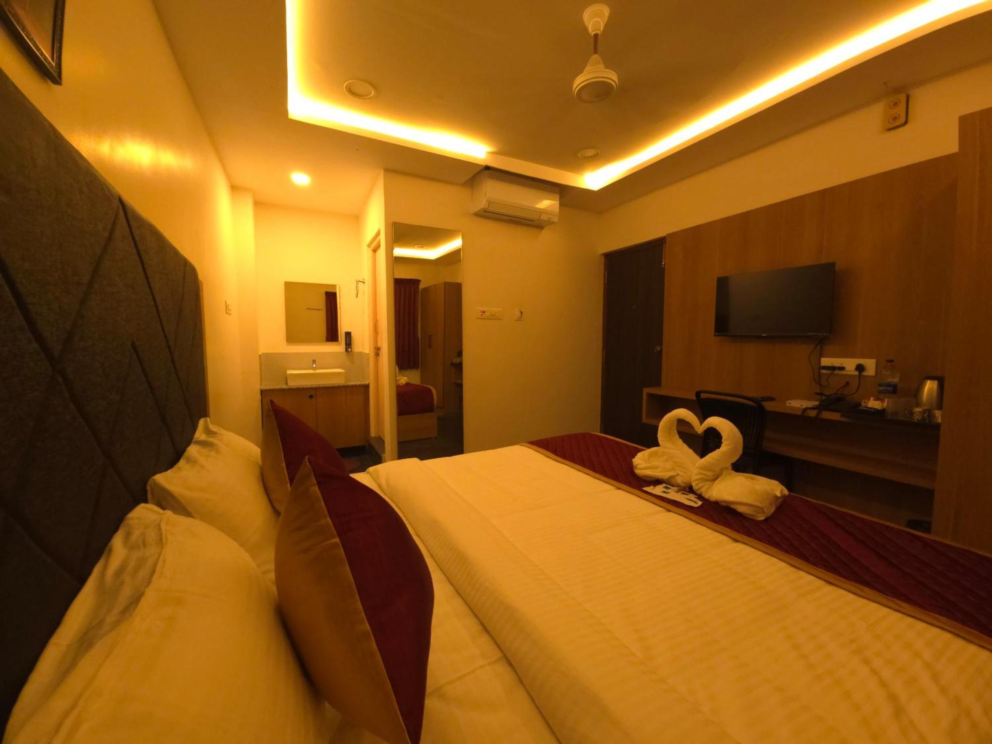 Shreem Sesha Sai Residency Hotell Tiruvannāmalai Eksteriør bilde