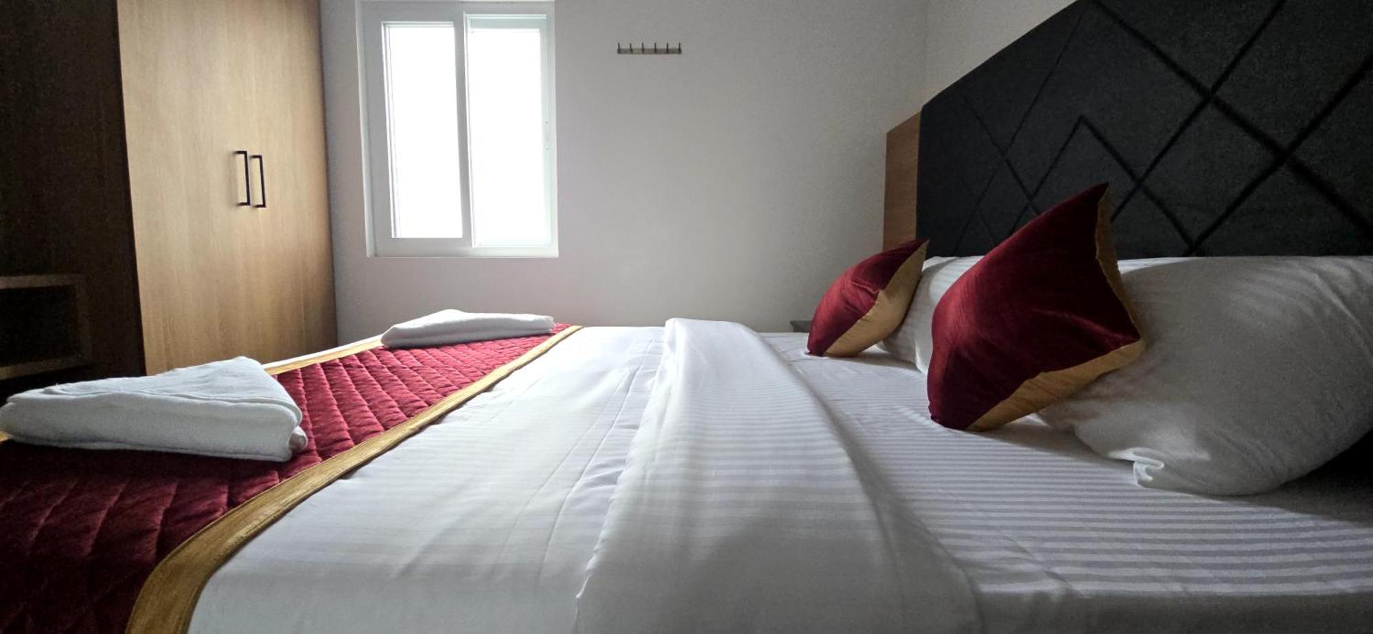Shreem Sesha Sai Residency Hotell Tiruvannāmalai Eksteriør bilde